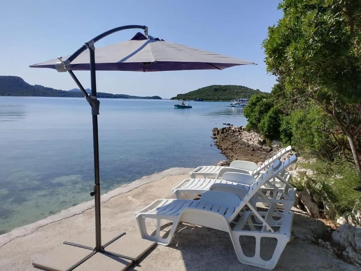 Apartment Marta Kali Croatia